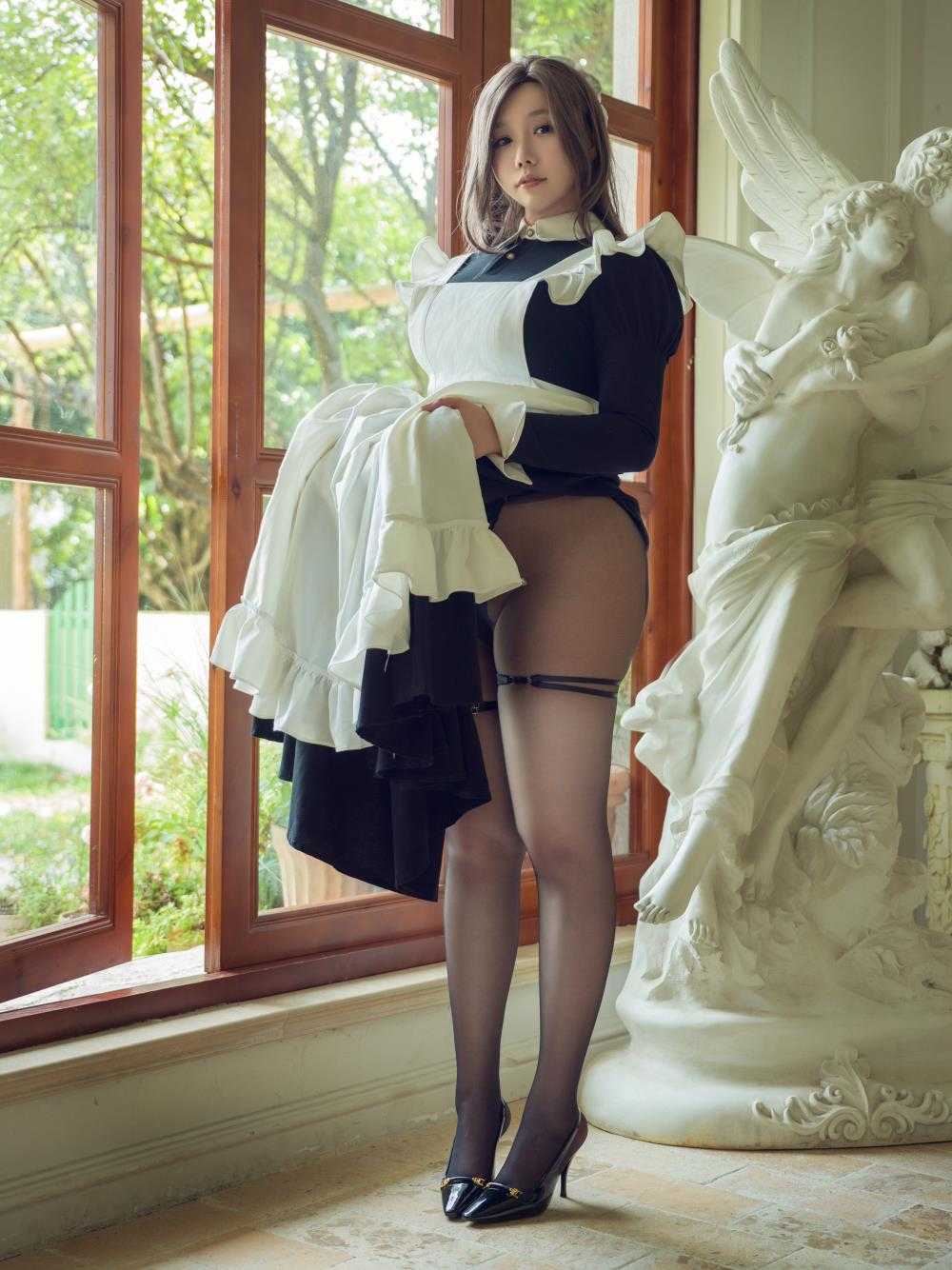 麻花麻花酱 - 女仆合集二[81P/2V/1.16G](1