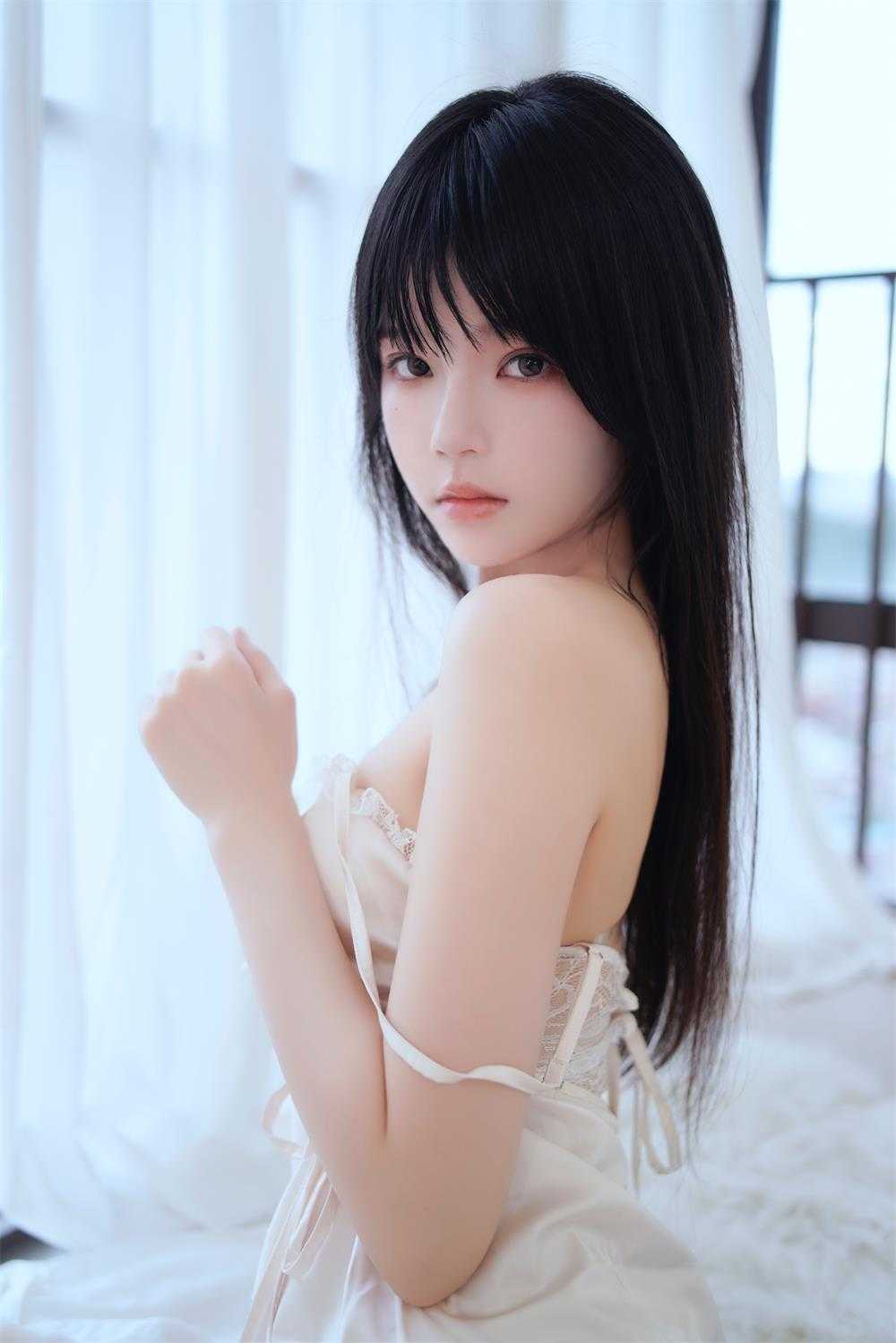 [桜桃喵] 奶油盛宴 [29P/3V/2.63G]（）1